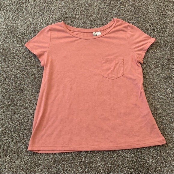 H&M Tops - Peachy Pocket Tee - H&M